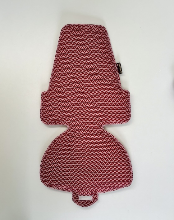 Rood zigzag inlay kussen voor de bobike maxi