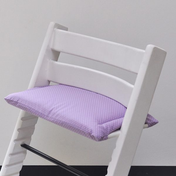 Lilac dots gecoat zitkussen voor stokke tripp trapp kinderstoel