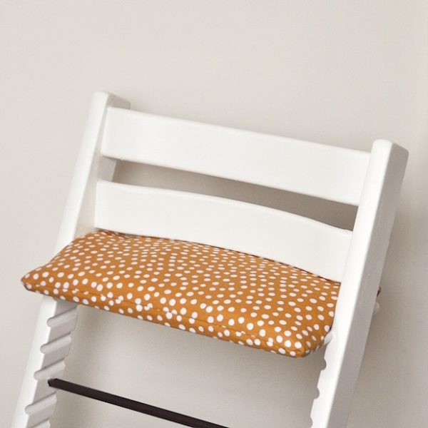 Dots okergeel gecoat zitkussen tripp trapp